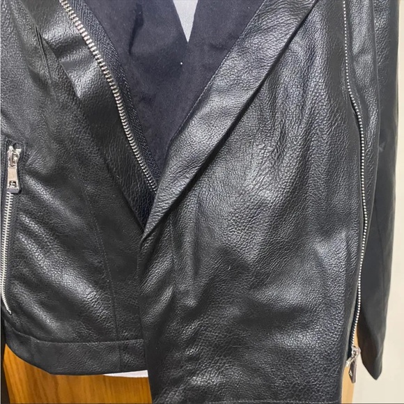 FAUX leather Moro jacket - Picture 2 of 10
